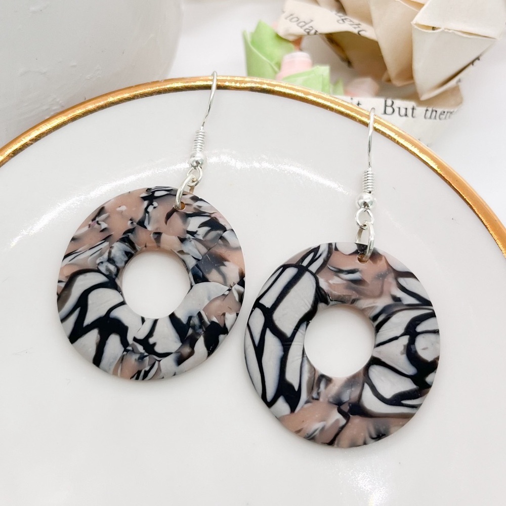 Black, White & Beige Pendant Earrings
